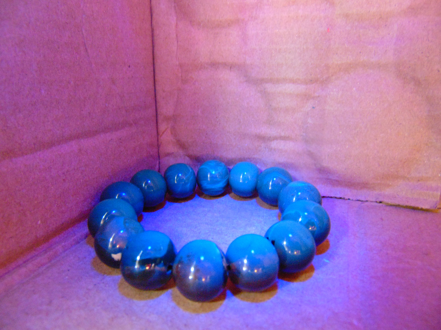 33 gram 14 Beads Mala Bracelet Indonesian Blue Red Amber 16 mm for Healing B15M4