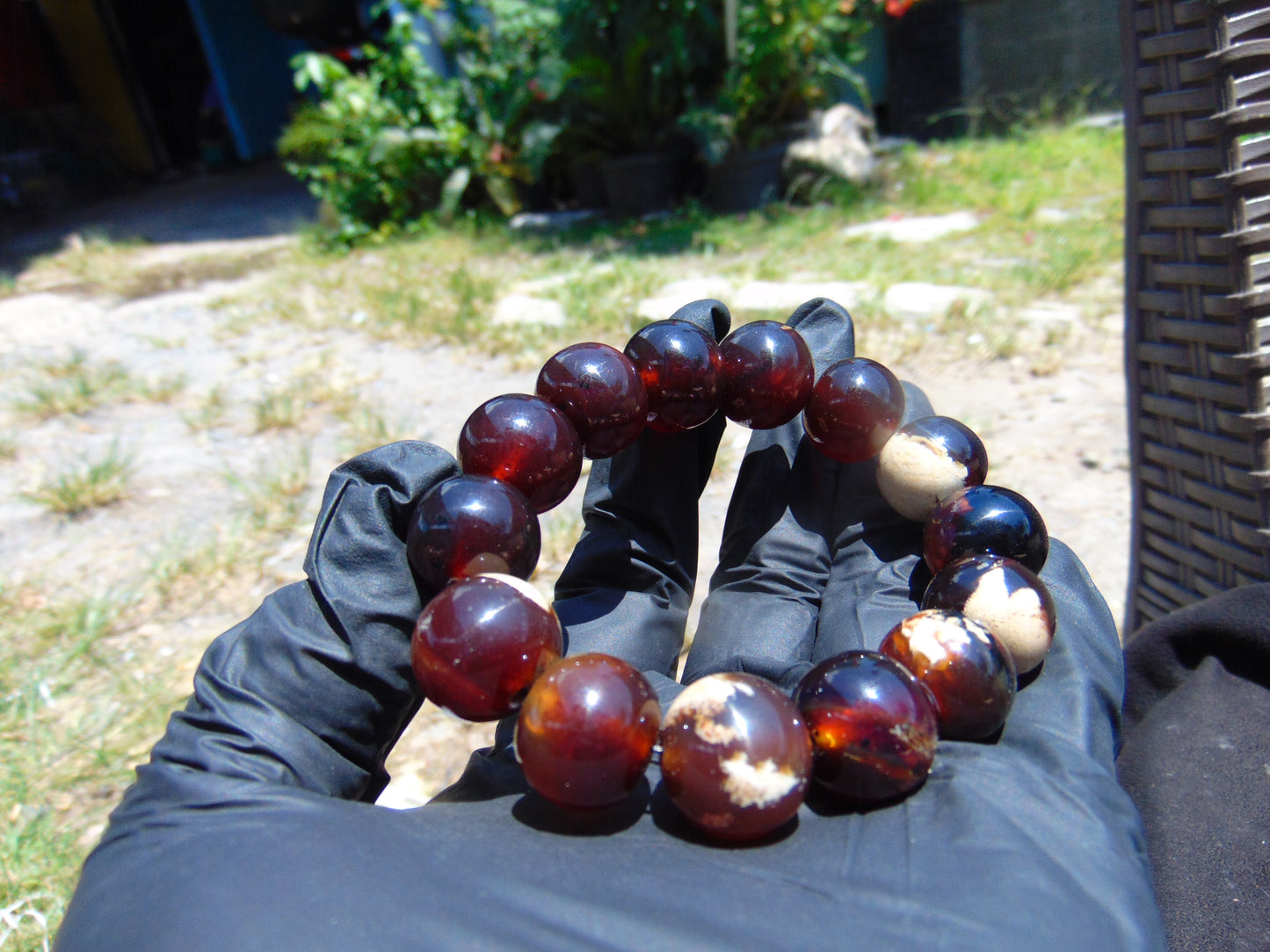32 gram 14 Beads 16 mm Bracelet Indonesian Cherry Red Blue Amber for Healing B15M7