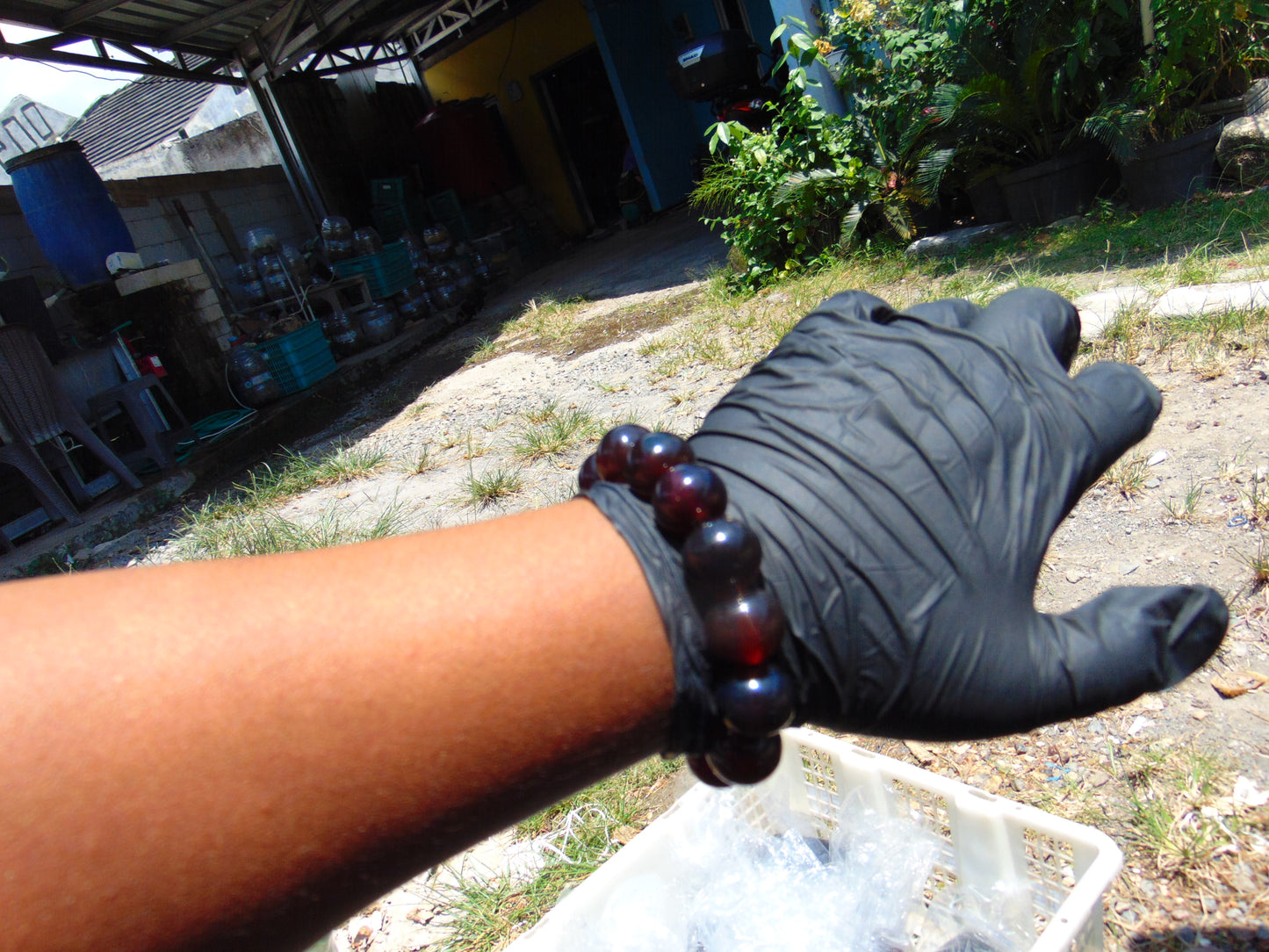 34 gram 14 Beads Mala Bracelet Indonesian Cherry Red Blue Amber 16 mm for Healing B15M8