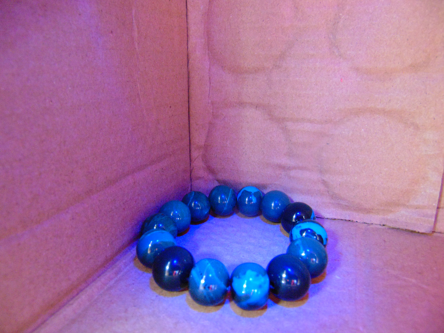 34 gram 14 Beads Mala Bracelet Indonesian Cherry Red Blue Amber 16 mm for Healing B15M10