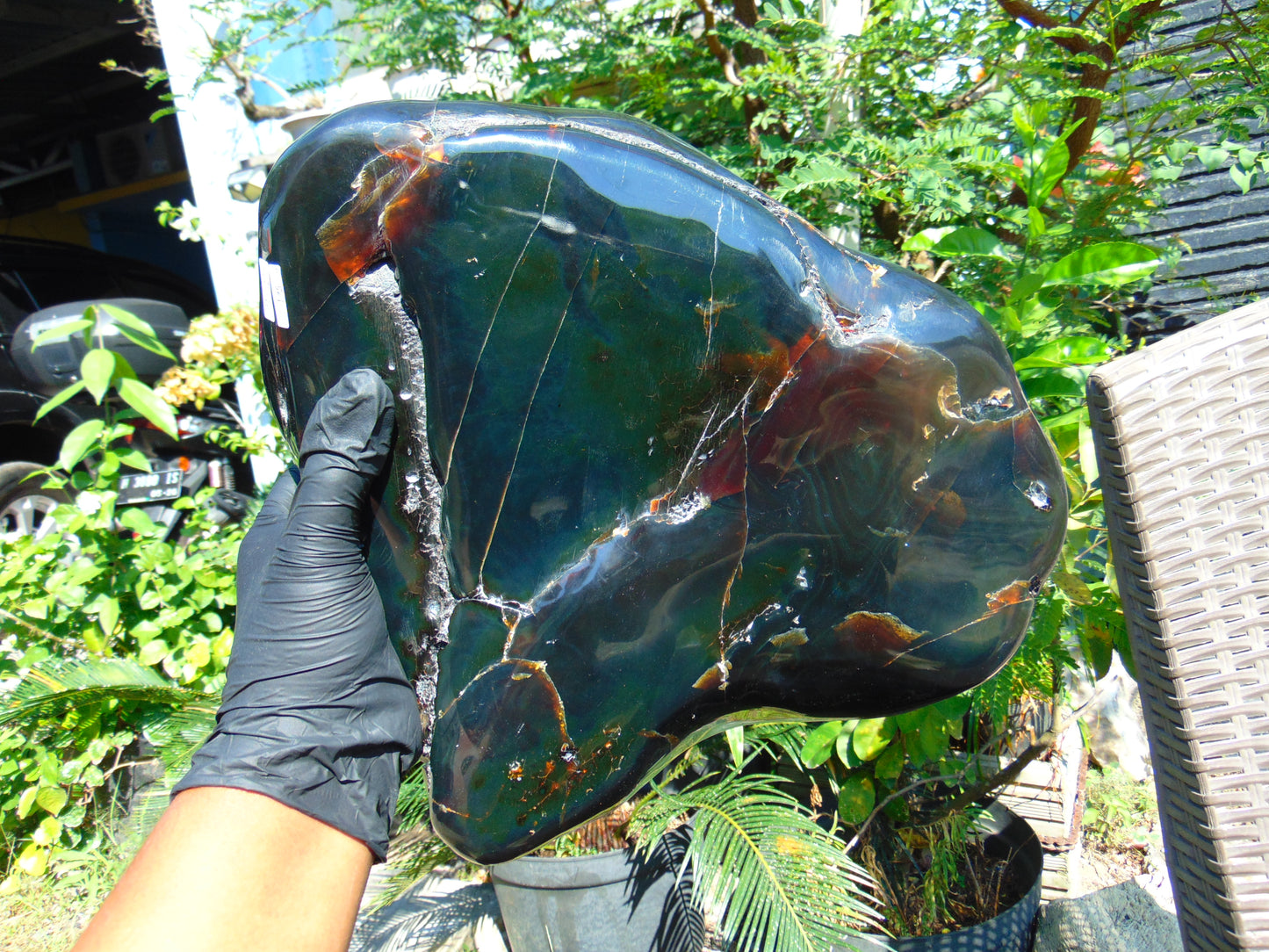 3901 Gr Full Polished Indonesian Green Amber for Healing ML56