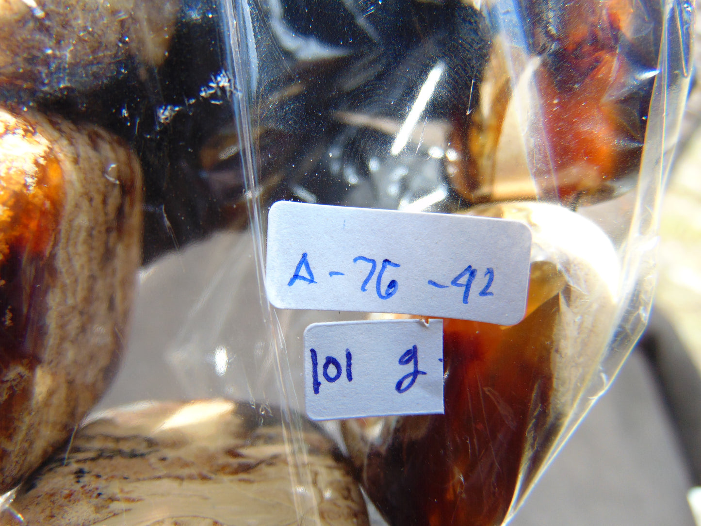 101 gr 7 Square Beads Bangle Indonesian white Amber for Healing A7G42