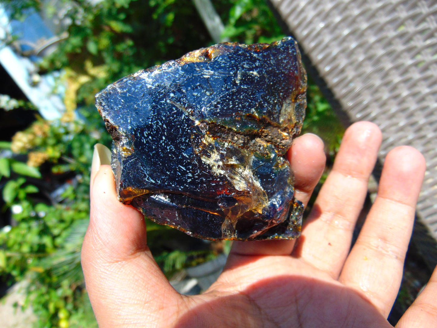 75 gram Rough Raw Indonesian Orange Blue Amber for Healing AGRB98