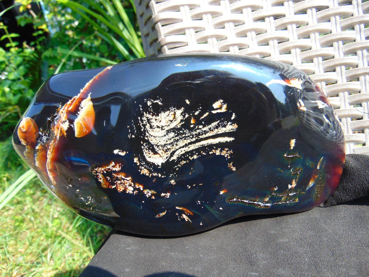 1167 gram full polished 25x12x7 cm Indonesian Dark Blue Amber for Healing AR82