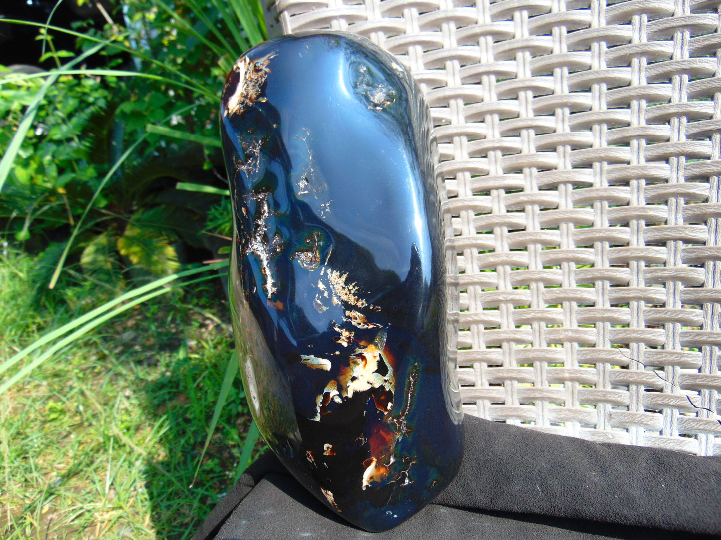 1167 gram full polished 25x12x7 cm Indonesian Dark Blue Amber for Healing AR82
