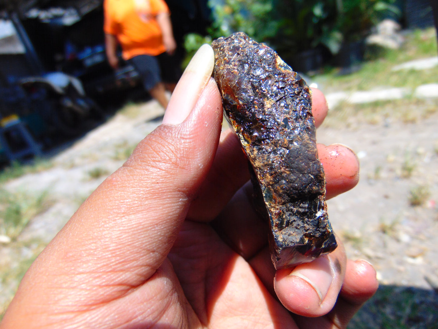 17 gram Rough Raw Indonesian Cystal Blue Amber for Healing AGRB82