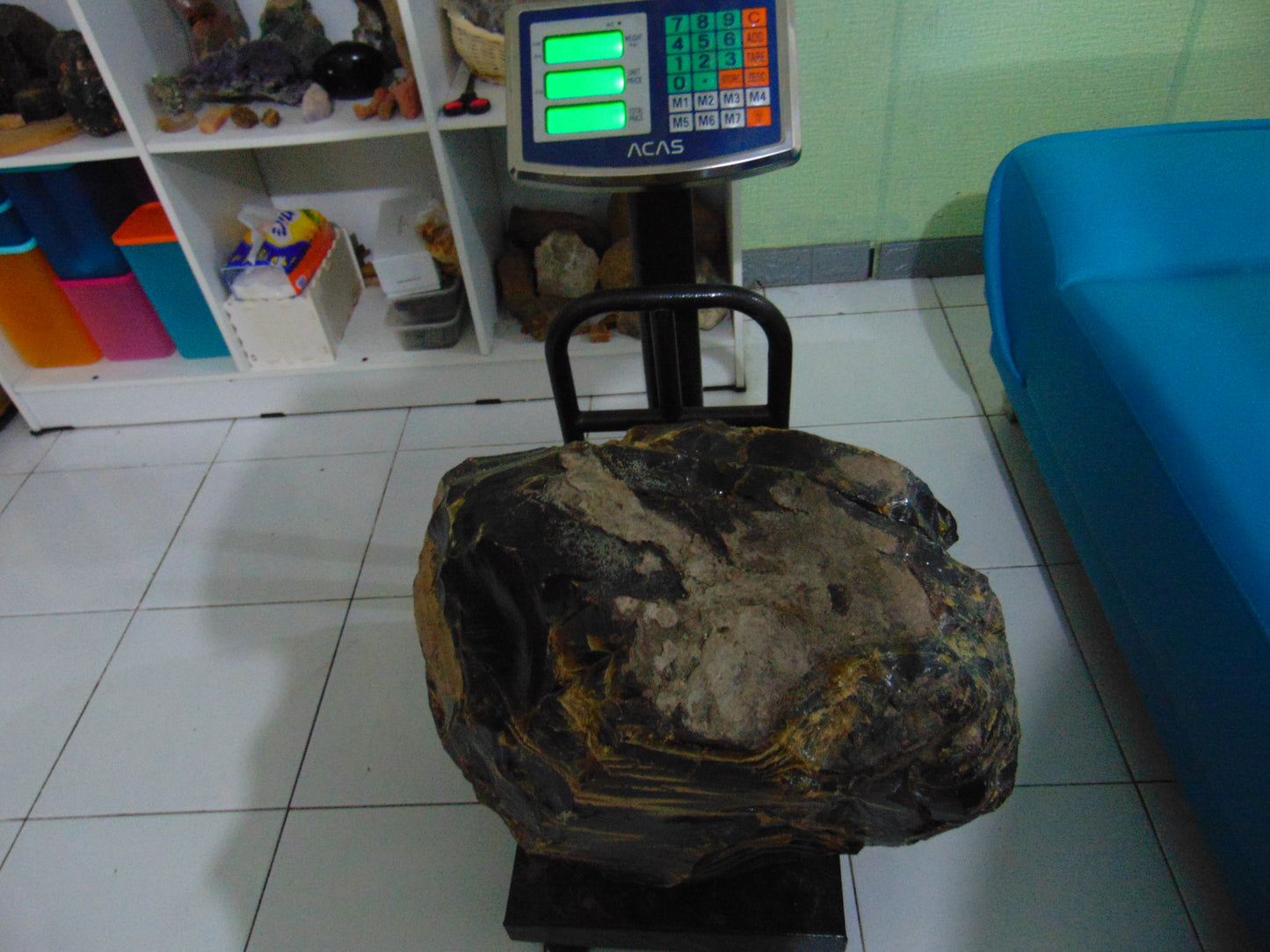 40 KG Big Indonesia Blue Amber for Collection Home Decoration