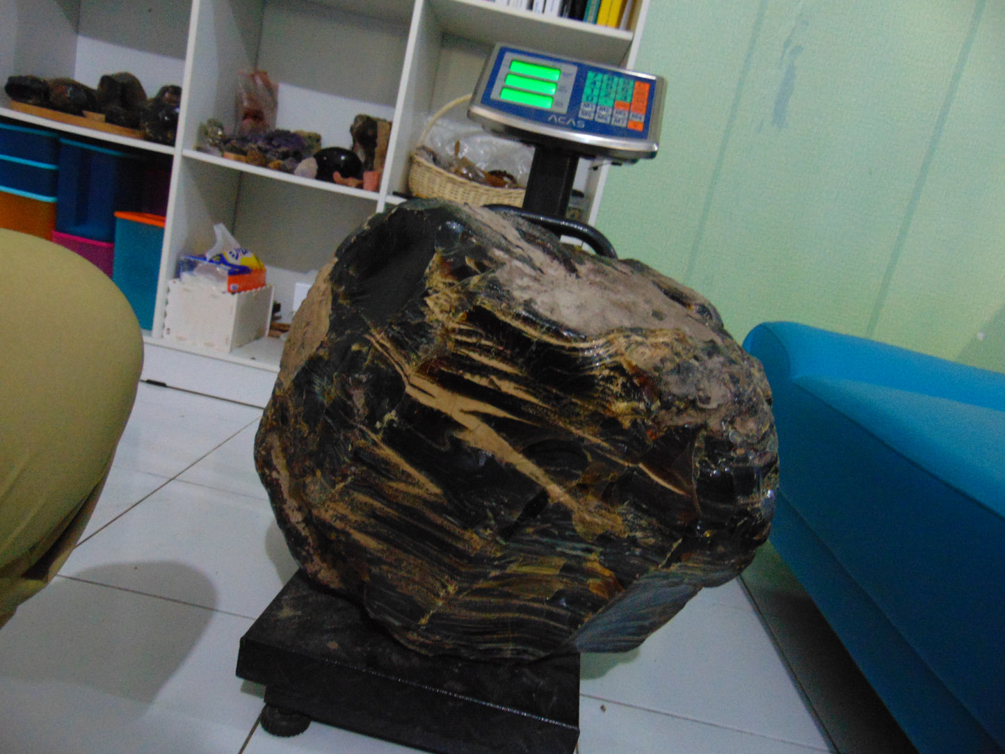 40 KG Big Indonesia Blue Amber for Collection Home Decoration