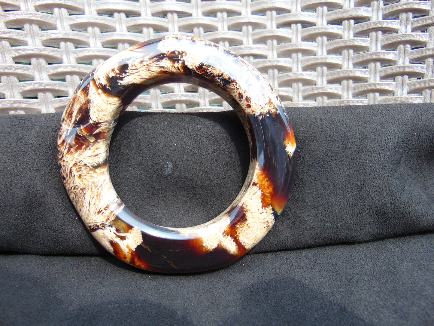 160 gr Big Bangle in hole 75 mm 23x21 mm Indonesian Sumatran White Amber for Healing EU21