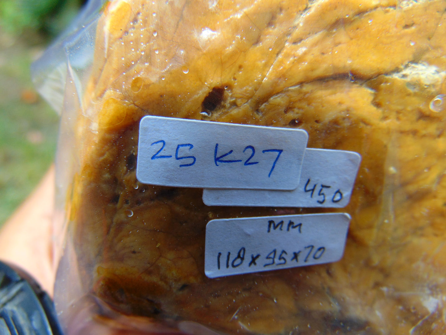 450 gram Polished 118x95x70mm Indonesia Yellow Fragrance Amber for Healing 25K27