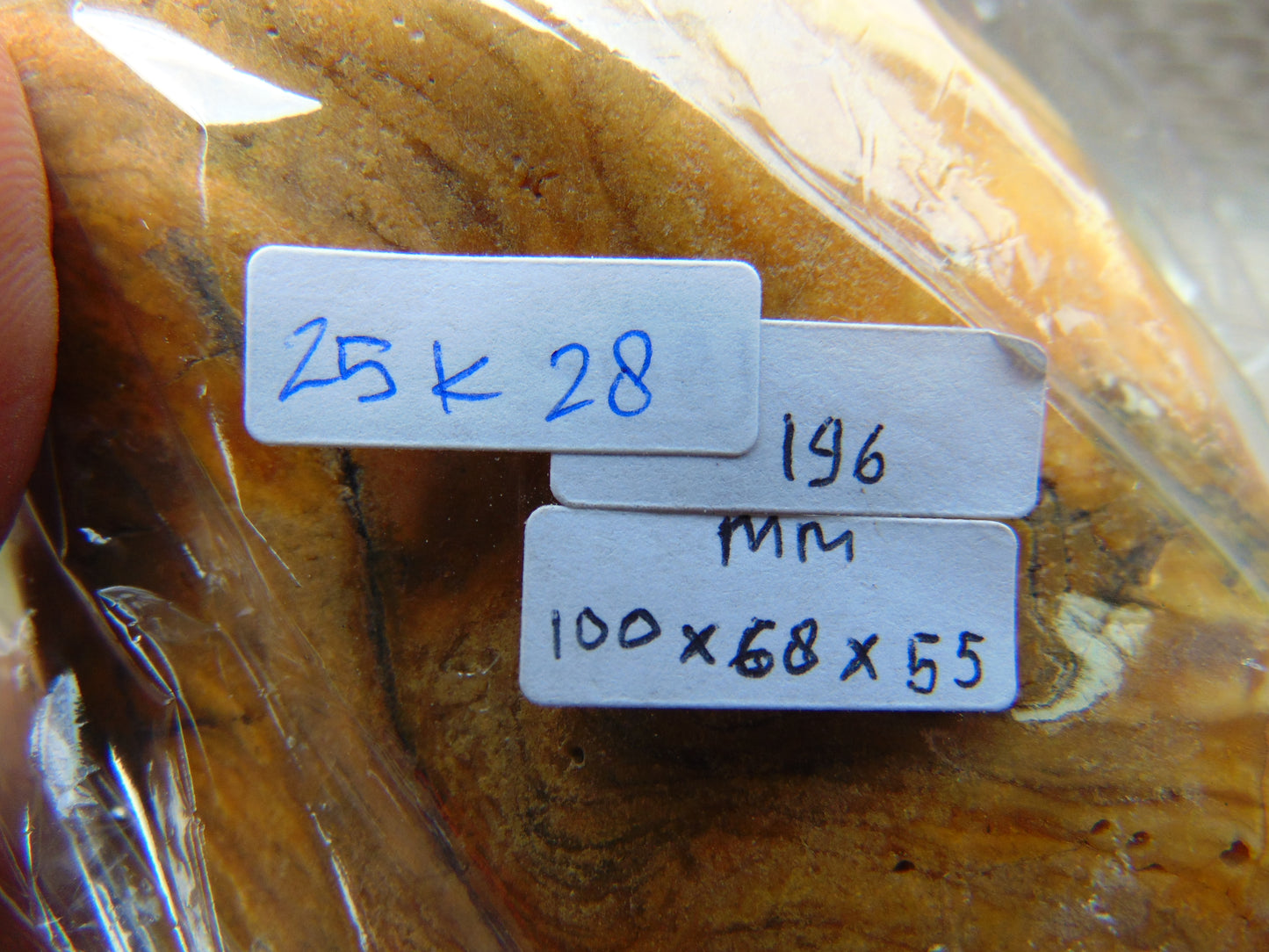 196 gram Polished 100x68x55mm Indonesia Yellow Fragrance Amber for Healing 25K28