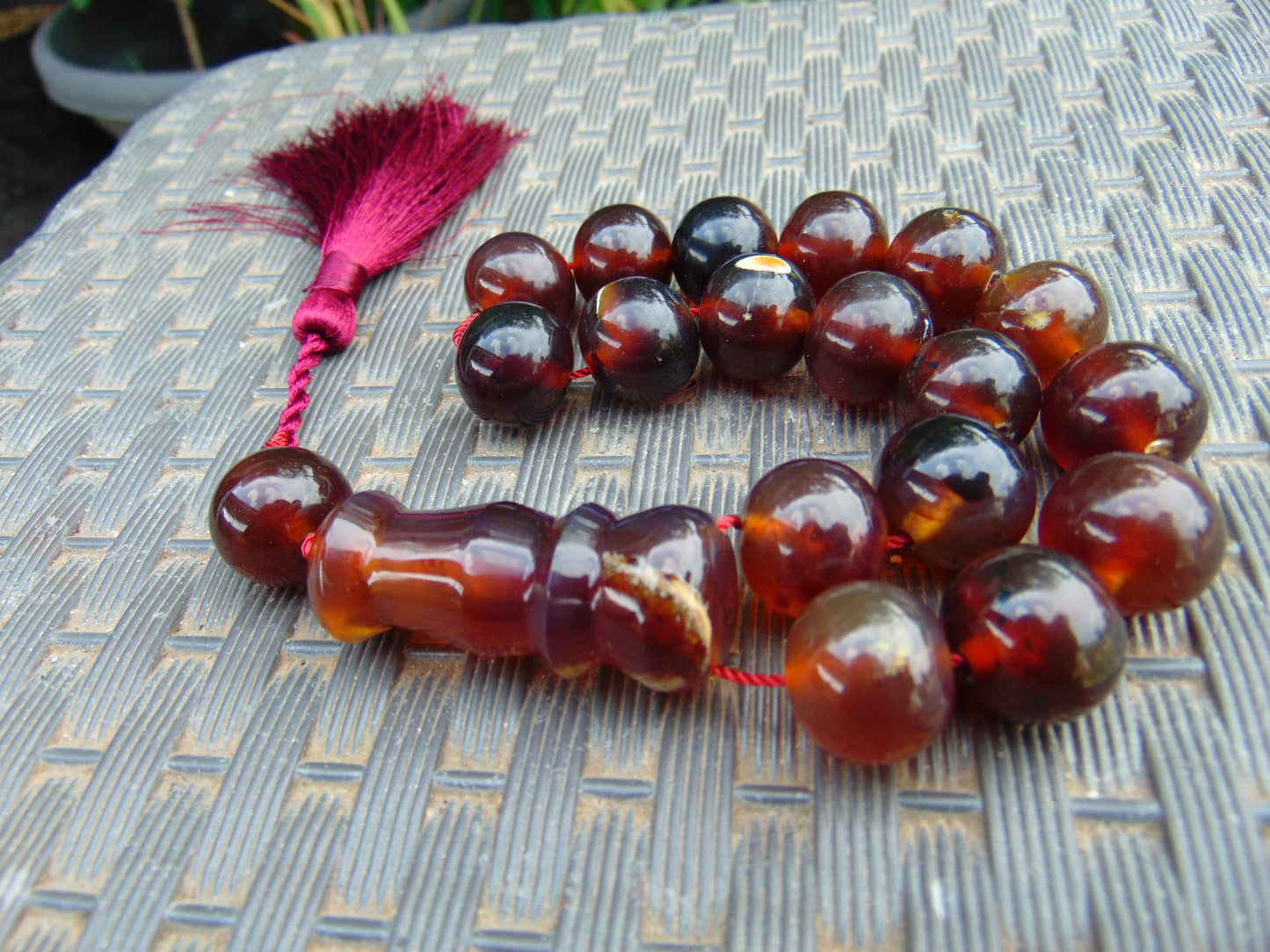 50 gr Hand Tasbih 17 Beads 18 mm Indonesian Red Yellow Bluish Amber for Healing TR14