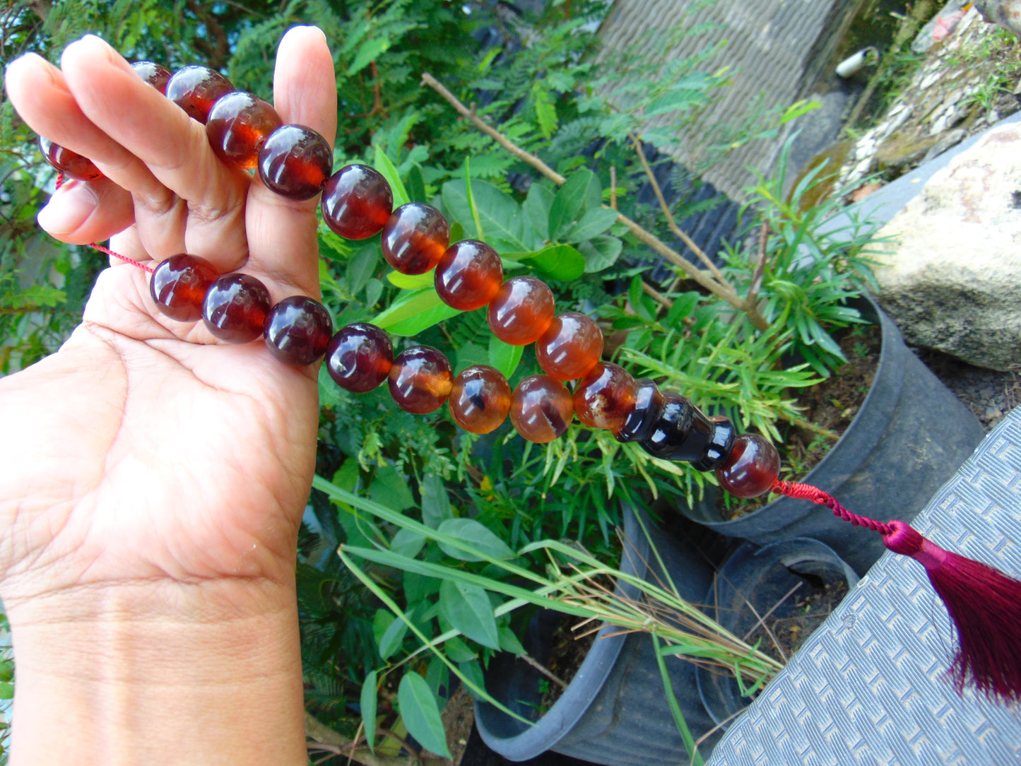 50 gr Hand Tasbih 17 Beads 18 mm Indonesian Crystal Red Amber for Healing TR13
