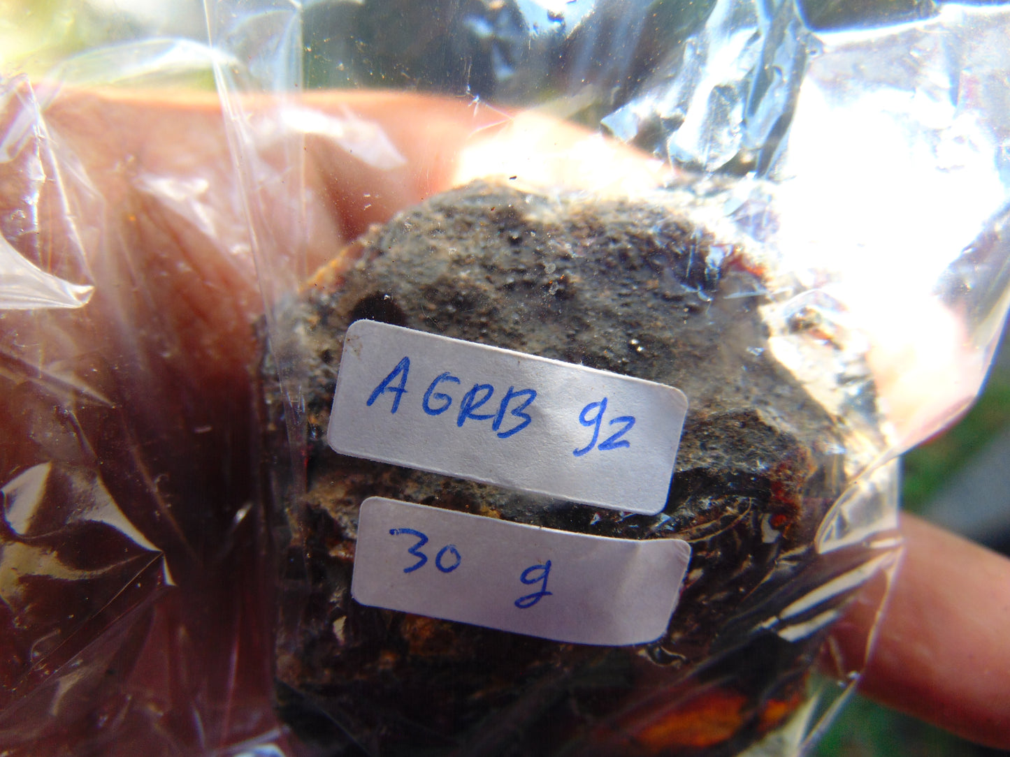 30 gram Rough Raw Indonesian Purple Blue Amber for Healing AGRB92
