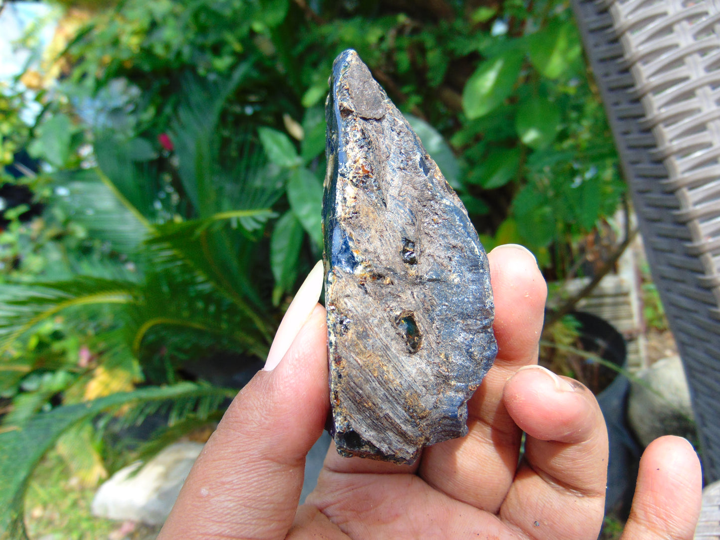 37 gram Rough Raw Indonesian Purple Blue Amber for Healing AGRB106