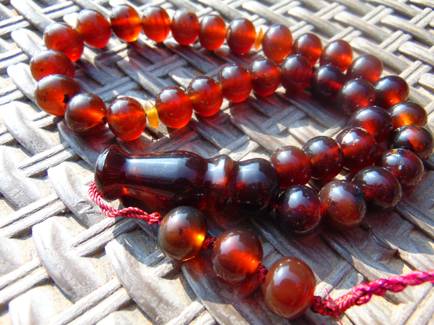 48 gr Hand Tasbih 36 Beads 12 mm Mesbah Rosary Indonesian Red Amber for Healing FR9