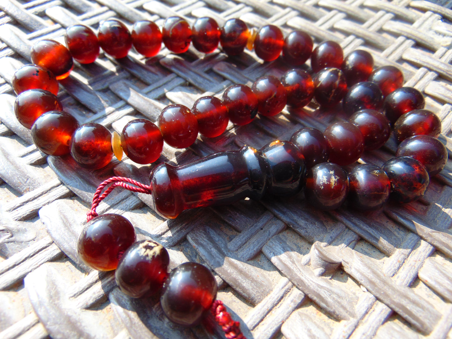 47 gr Hand Tasbih 36 Beads 12 mm Mesbah Rosary Indonesian Red Amber for Healing FR10