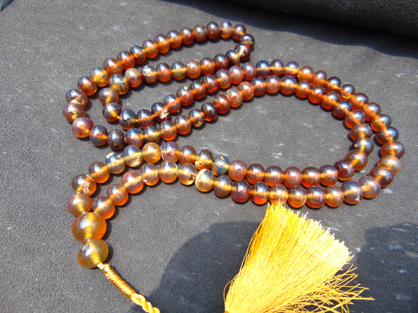 71 gram 108 Beads 10 mm Mala Buddha for Yoga and Meditation Indonesian Yellow Blue Amber for Healing MB10