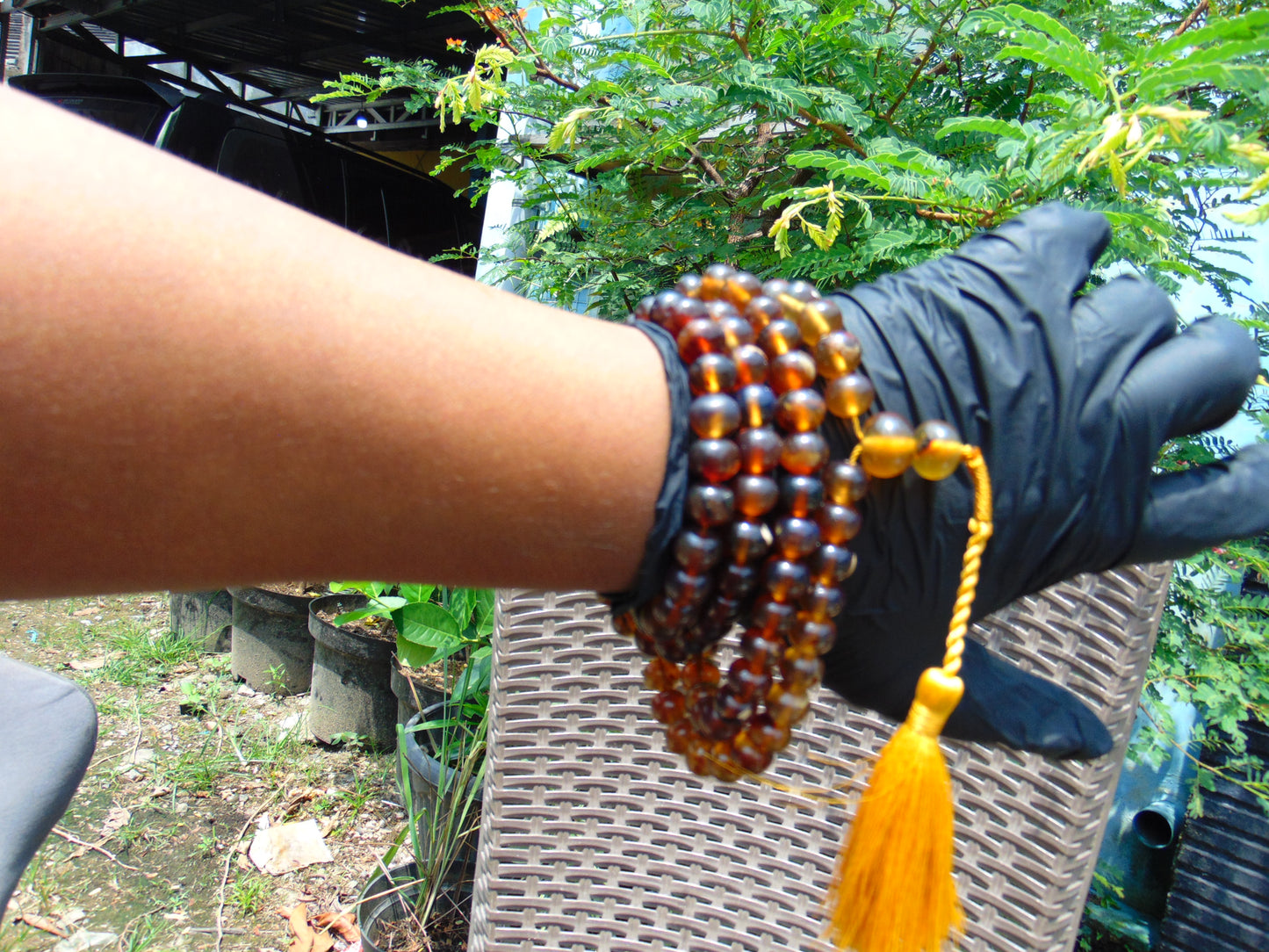 71 gram 108 Beads 10 mm Mala Buddha for Yoga and Meditation Indonesian Yellow Blue Amber for Healing MB10