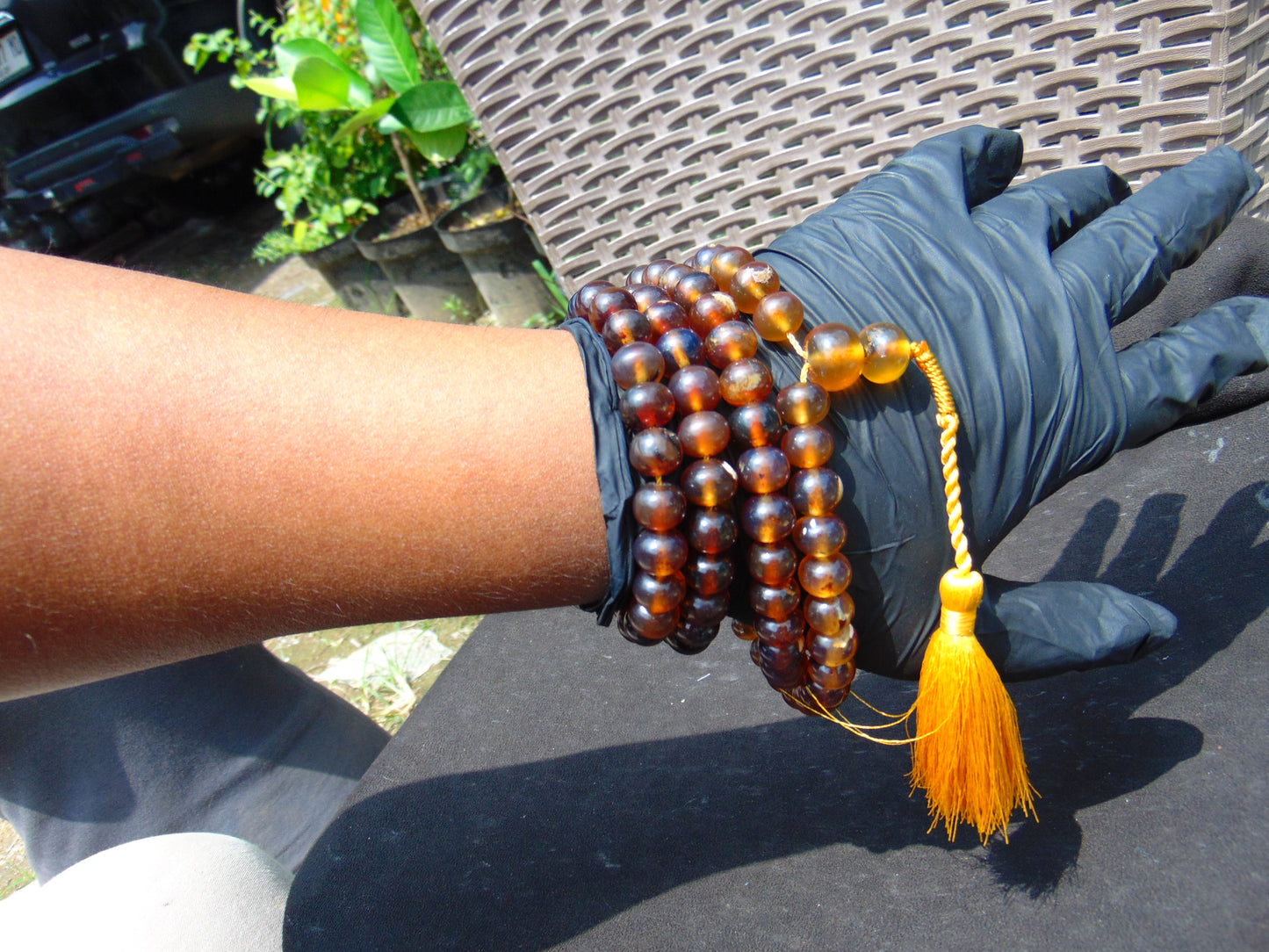 71 gram 108 Beads 10 mm Mala Buddha for Yoga and Meditation Indonesian Yellow Blue Amber for Healing MB10
