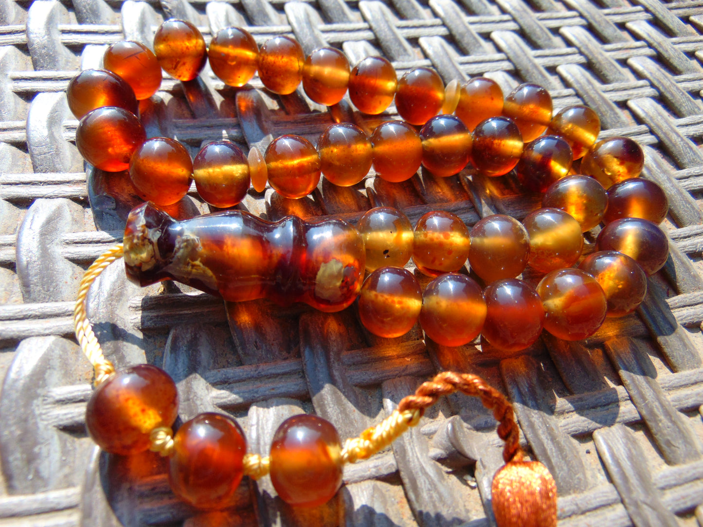 48 gr Hand Tasbih 36 Beads 12 mm Mesbah Rosary Indonesian Yellow Bluish Amber for Healing FR5
