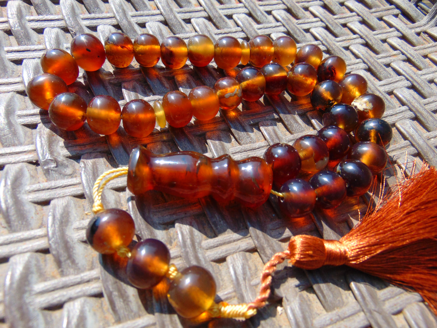 50 gr Hand Tasbih Mesbah Rosary 36 Beads 12 mm Indonesian Yellow Blue Amber for Healing TB13i18