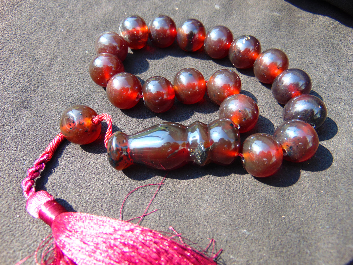 54 gr hand Tasbih 17 Beads 18 mm Indonesian Red Amber for Healing BT8
