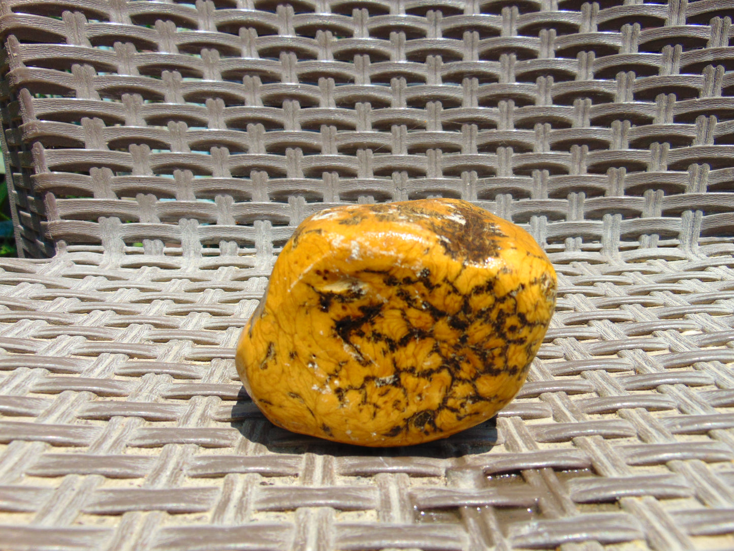 237 gram Polished Indonesia Yellow Fragrance Amber for Healing K611