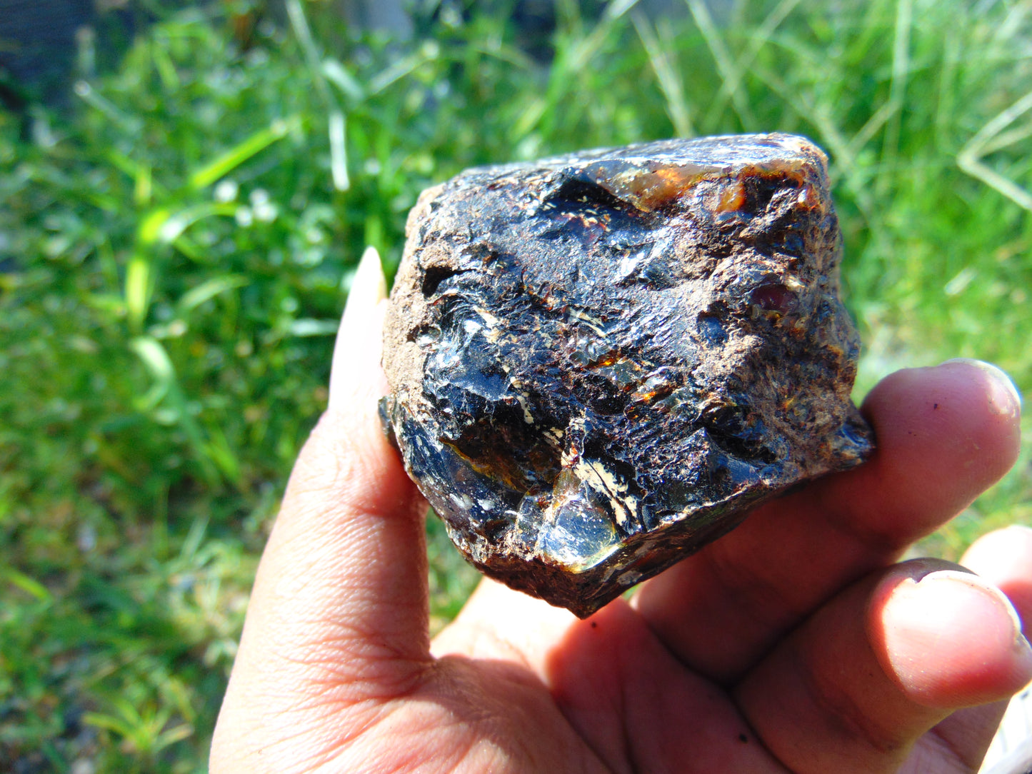 85 gram Rough Raw Indonesian Blue Amber for Healing AGRB107