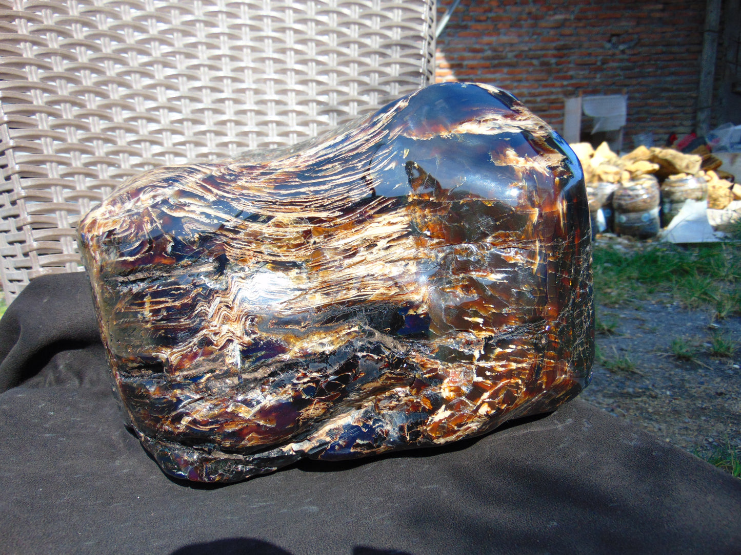 9805 gram full polished 29x27x22 cm Indonesian Zebra Blue Amber for Healing ML58