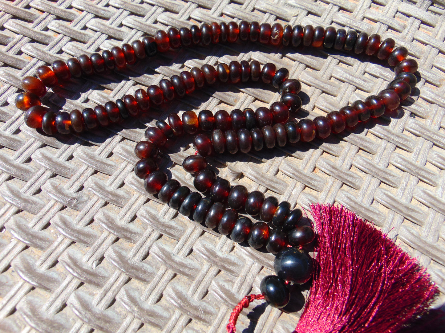 71 gram 108 Beads Rosary Mala Buddha for Yoga and Meditation Indonesian Dark Red Amber for Healing MR6