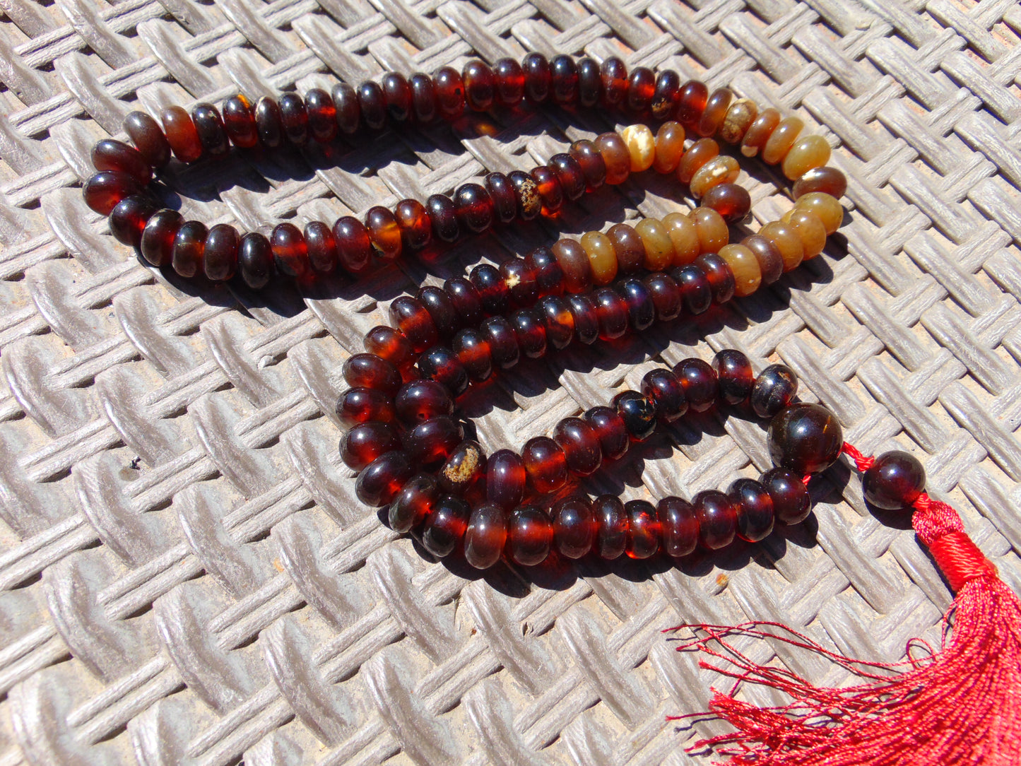 74 gram 108 Rosary Mala Buddha for Yoga and Meditation Indonesian Dark Red Amber for Healing MI25