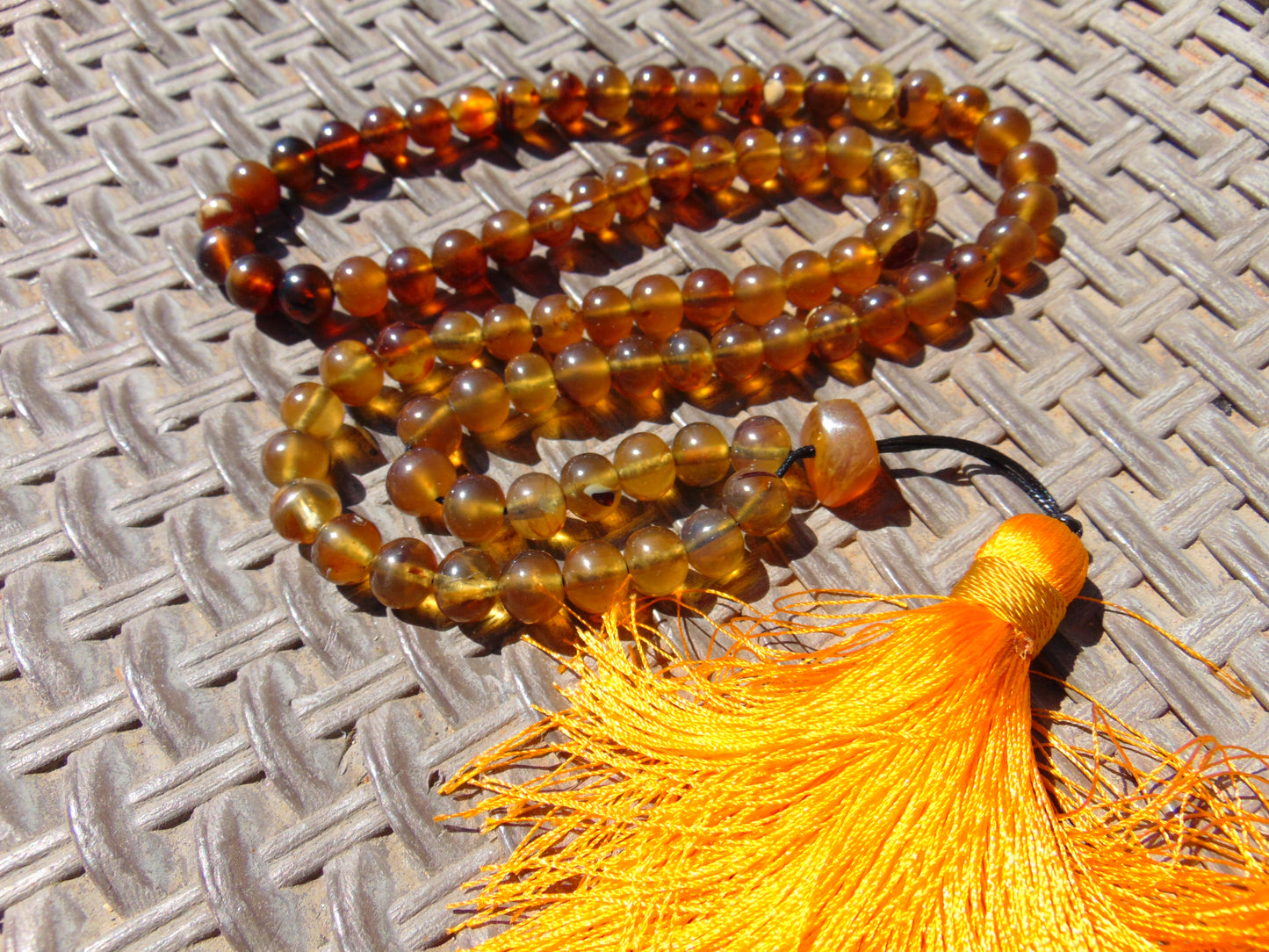 58 gram 81 Rosary Mala Buddha for Yoga and Meditation Indonesian Yellow Blue Amber for Healing BT04