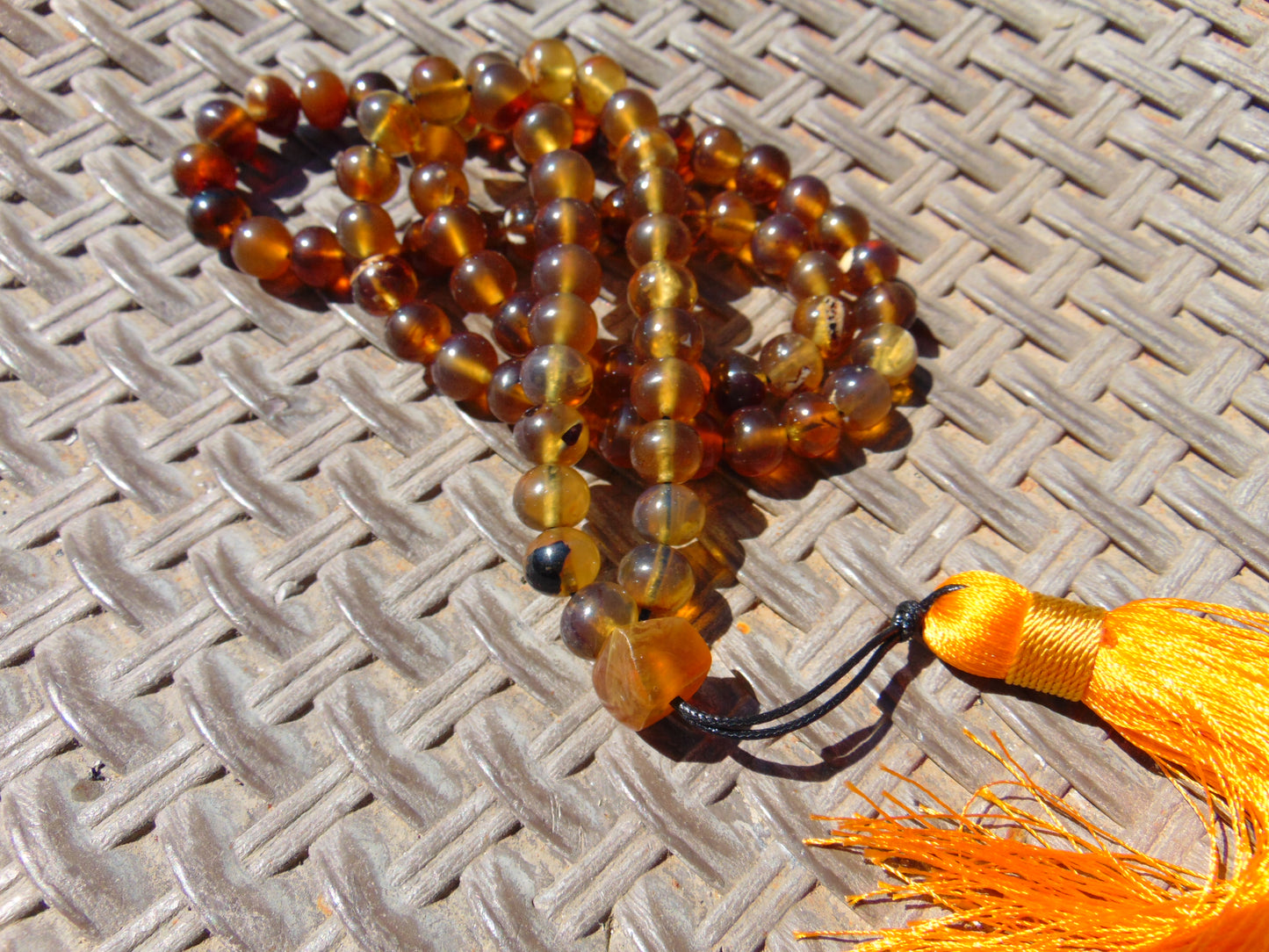 58 gram 81 Rosary Mala Buddha for Yoga and Meditation Indonesian Yellow Blue Amber for Healing BT04