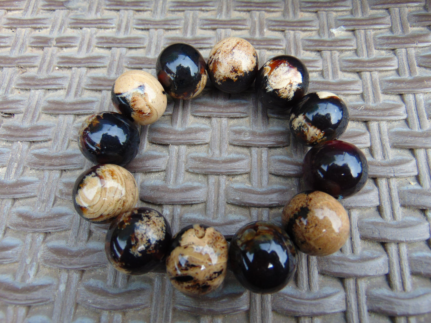 56 gram 12 Beads Mala Bracelet Indonesian Blue White Amber 20 mm for Healing G20B18