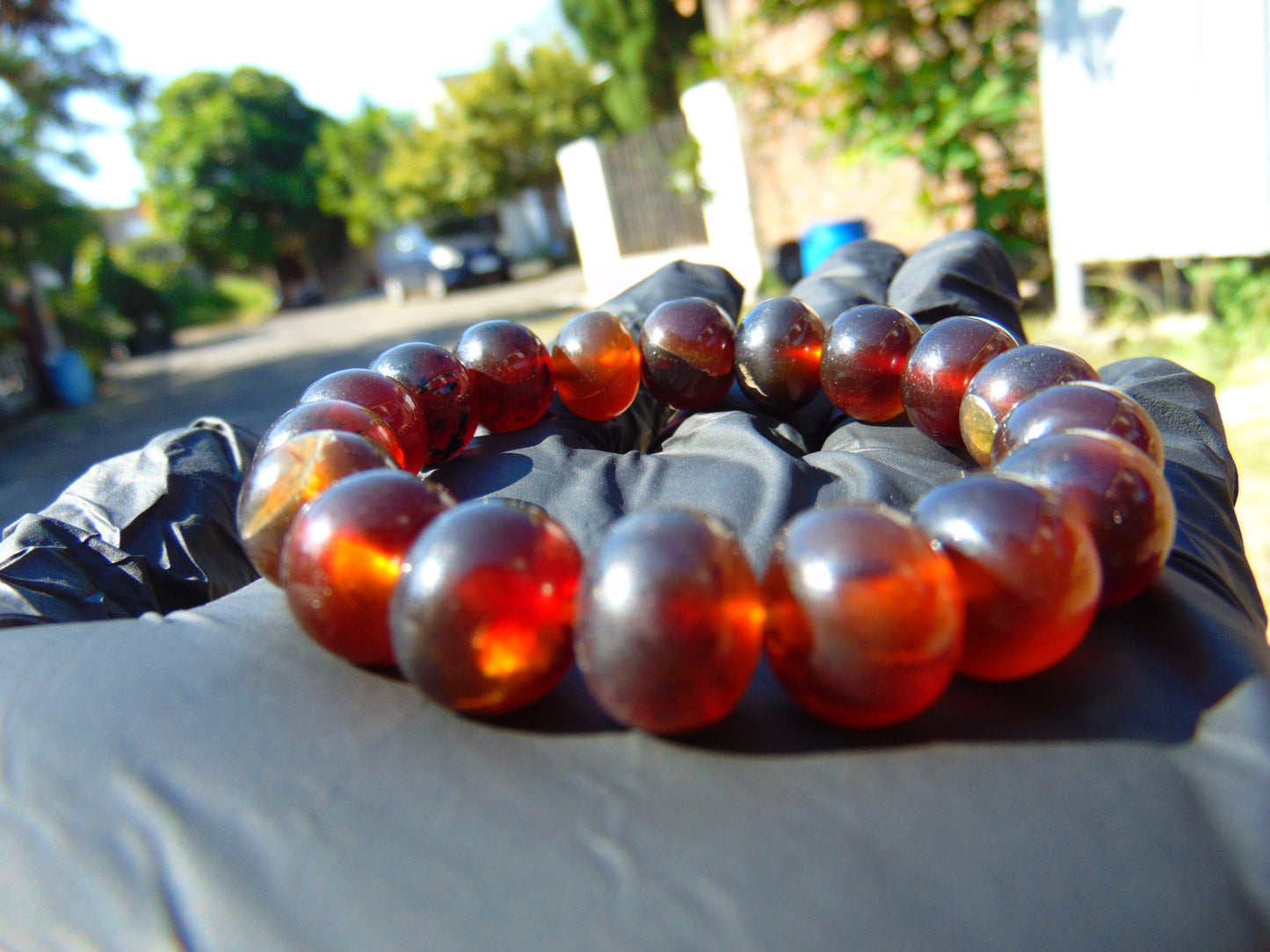 18 Gram 18 Small Beads Bracelet Indonesian Red Bluish Amber for Healing SB52