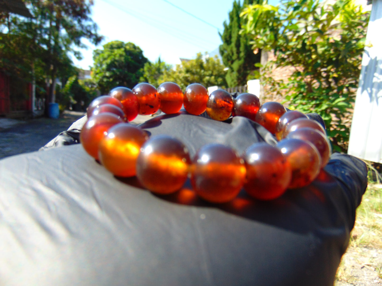 18 Gram 18 Small Beads Bracelet Indonesian Red Bluish Amber for Healing SB38