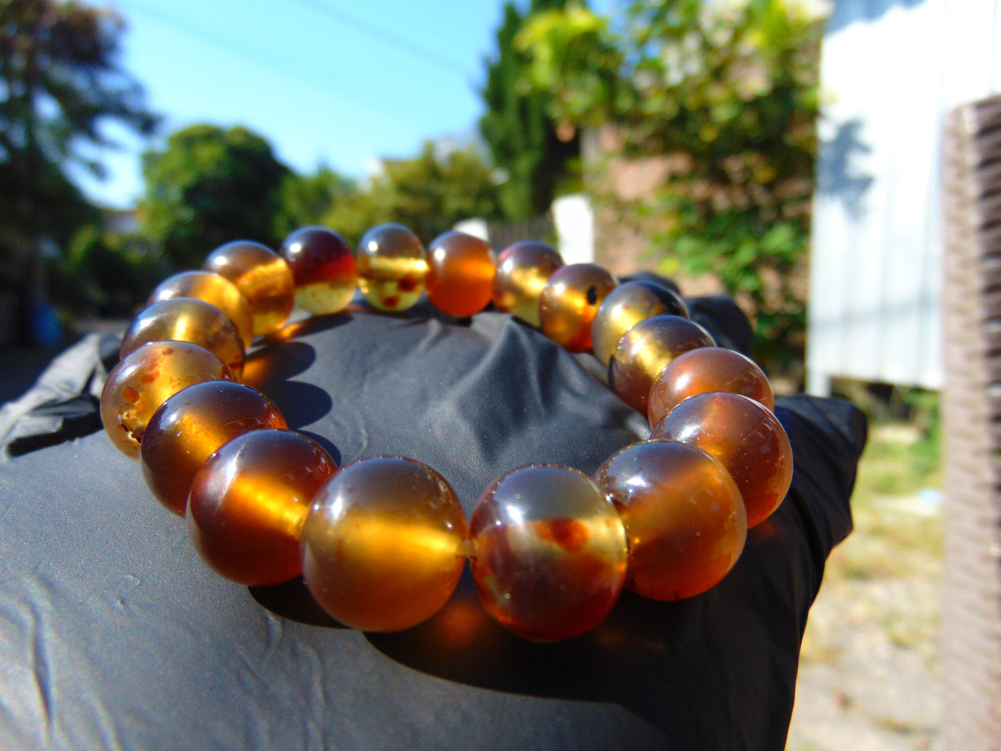 18 Gram 18 Small Beads Bracelet Indonesian Yellow Bluish Amber for Healing SB34