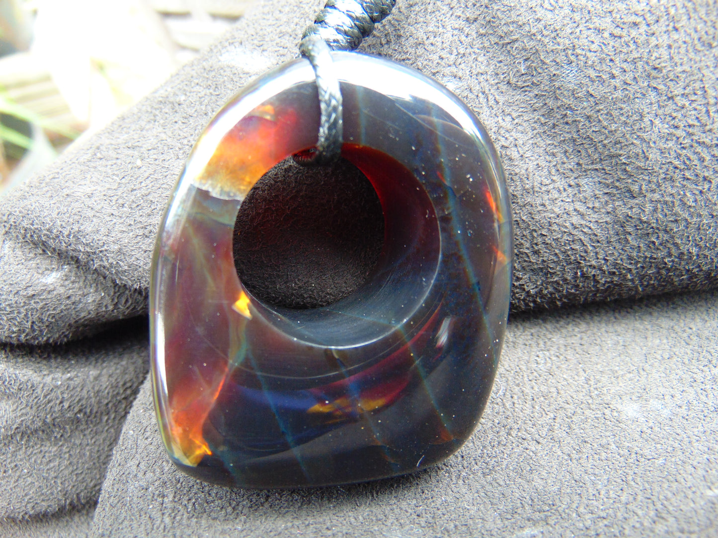 21 gram Ring Pendant Indonesian GREEN RED Amber for Healing 25N178