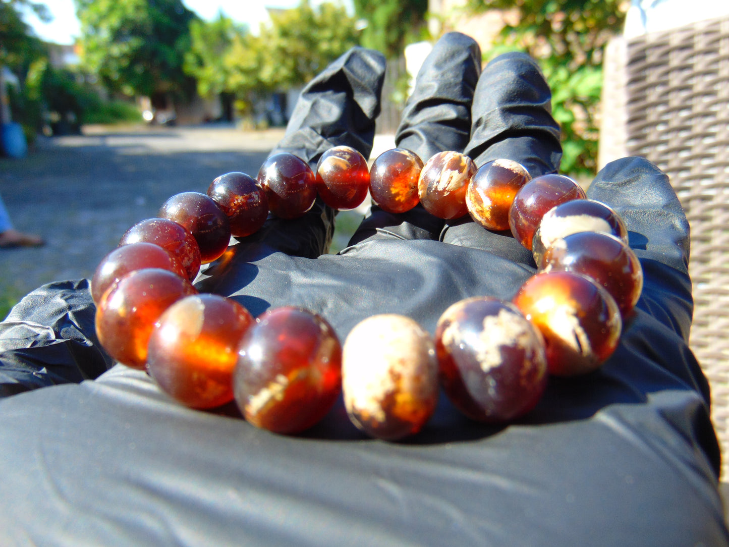 18 Gram 18 Small Beads Bracelet Indonesian Red Bluish Amber for Healing SB42