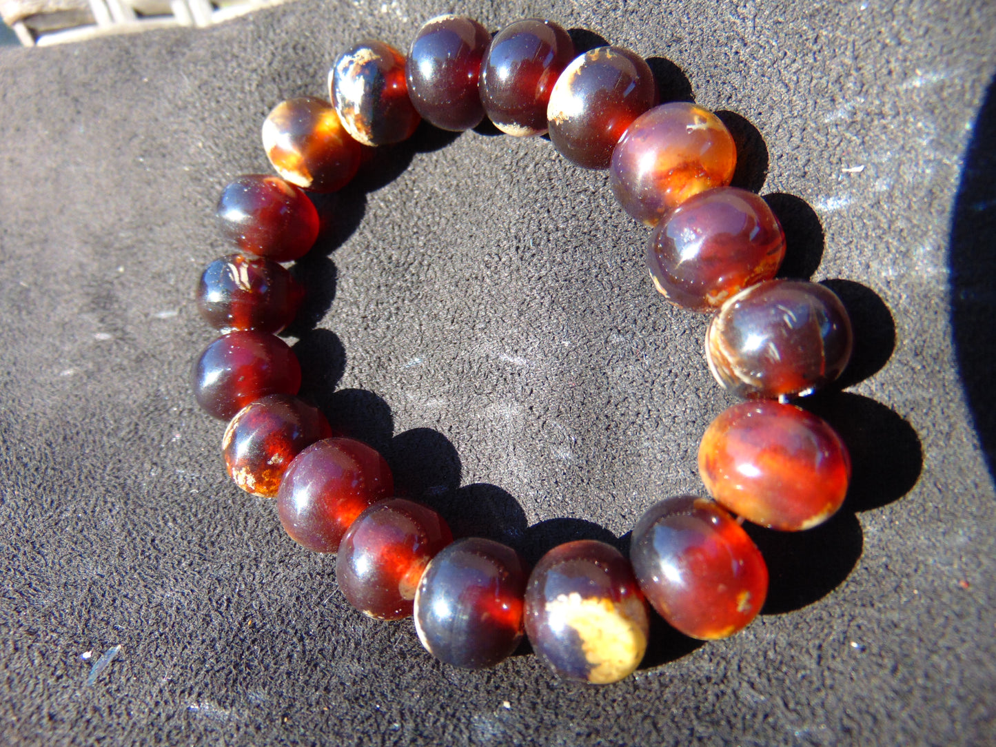 18 Gram 18 Small Beads Bracelet Indonesian Red Bluish Amber for Healing SB27