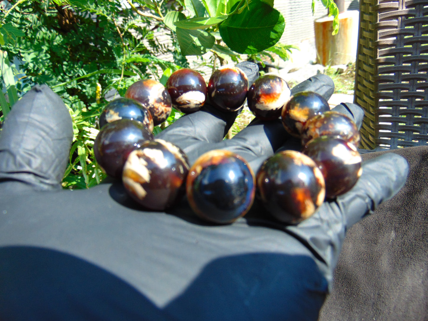 56 gram 12 Beads Mala Bracelet Indonesian Dark White Red Amber 20 mm for Healing G20B17