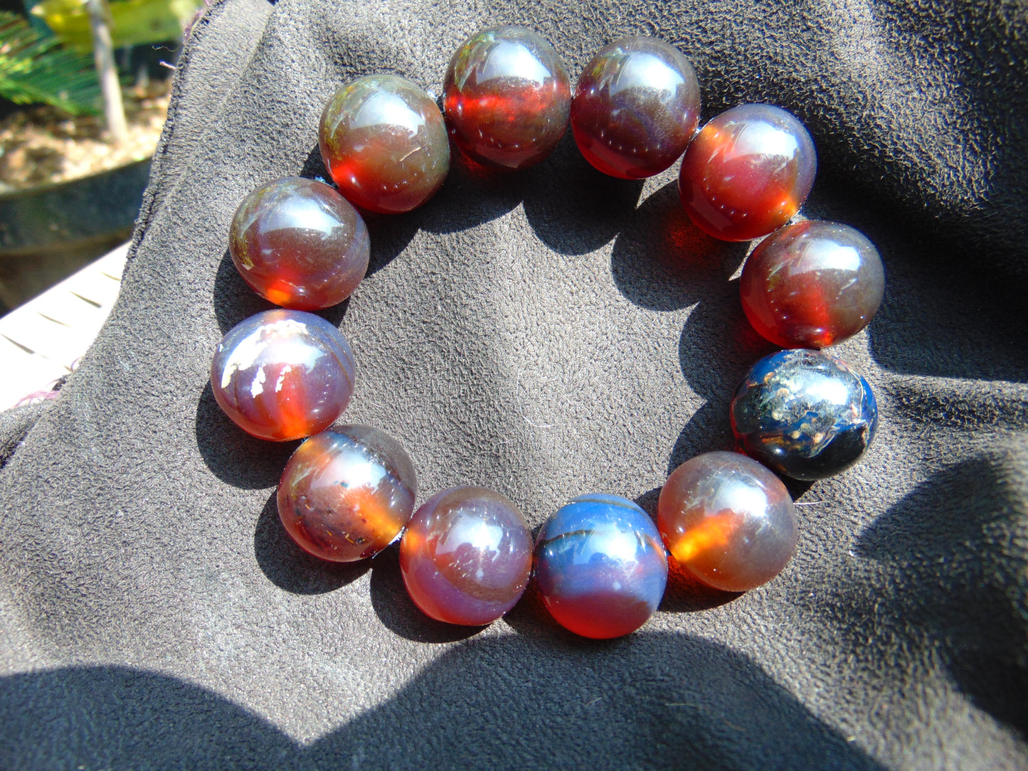 56 gram 12 Beads Mala Bracelet Indonesian Red Blue Amber 20 mm for Healing G20B27