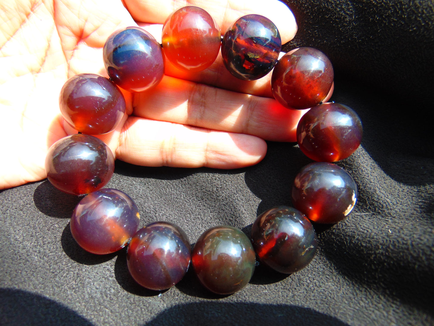 56 gram 12 Beads Mala Bracelet Indonesian Red Blue Amber 20 mm for Healing G20B27