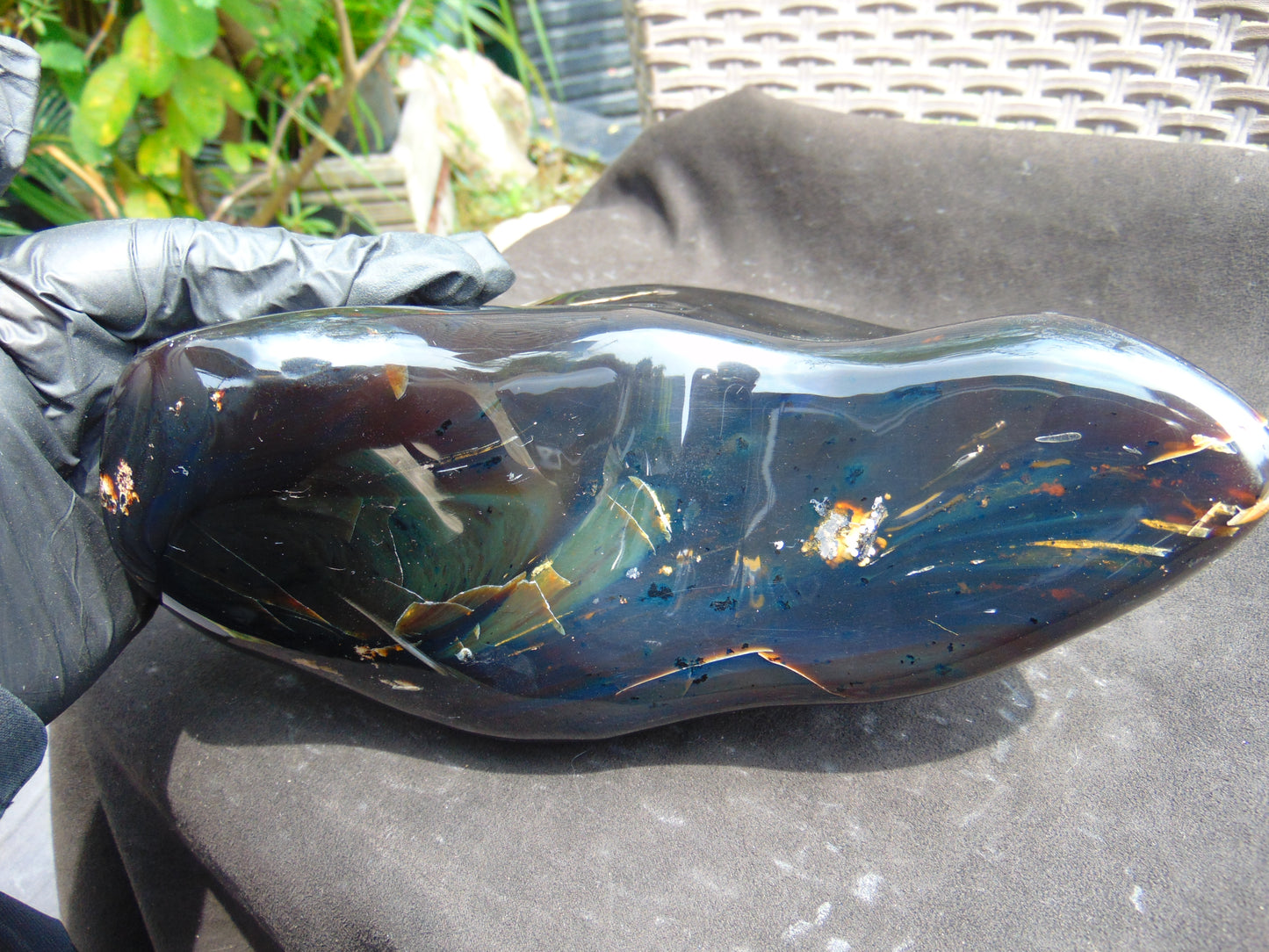 1824 gr Full Polished 21x20x7 cm Indonesian Dark Blue Amber for Healing AR113