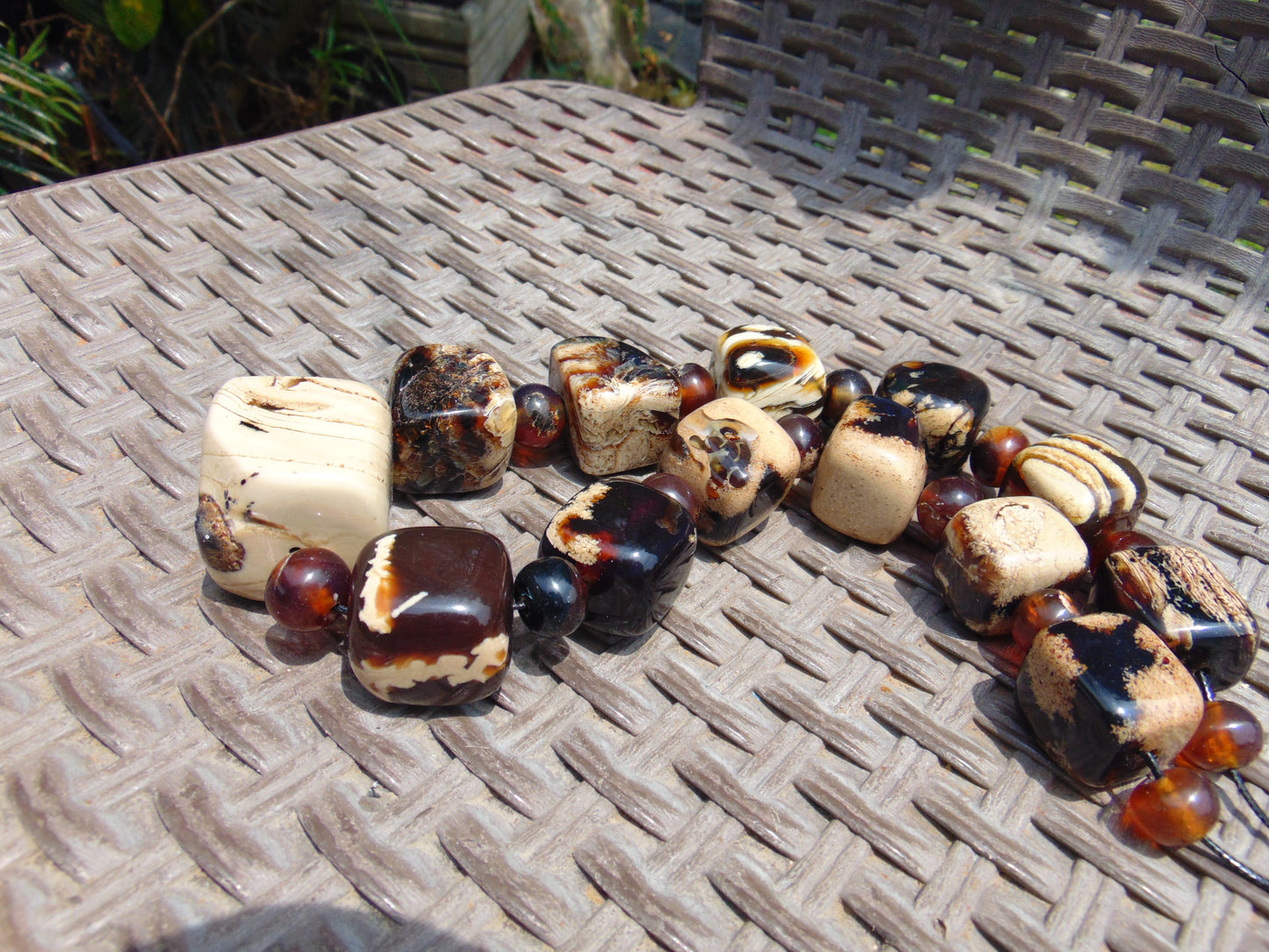 156 gr 27 beads Big Necklace Indonesian red white Amber for Healing AWKK10
