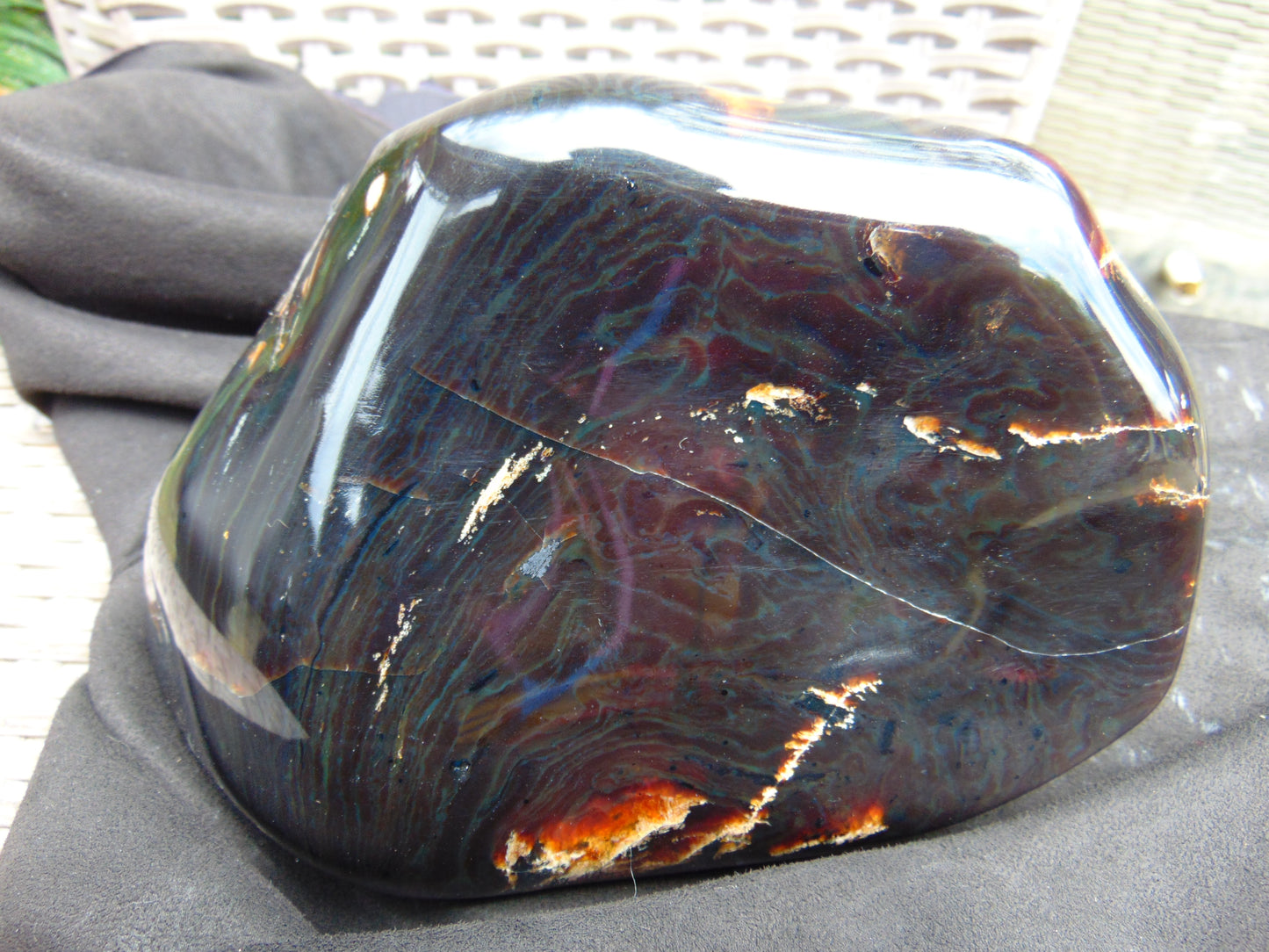 1333 gram Big Full Polished Indonesian Dark Amber for Healing ML63