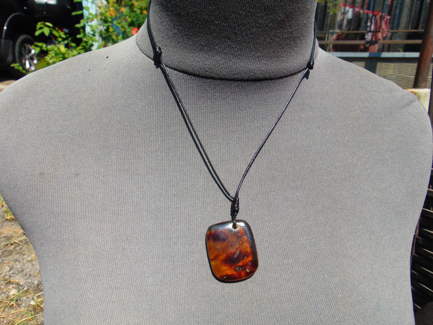 4 gr Pendant Indonesian orange Amber for Healing A547