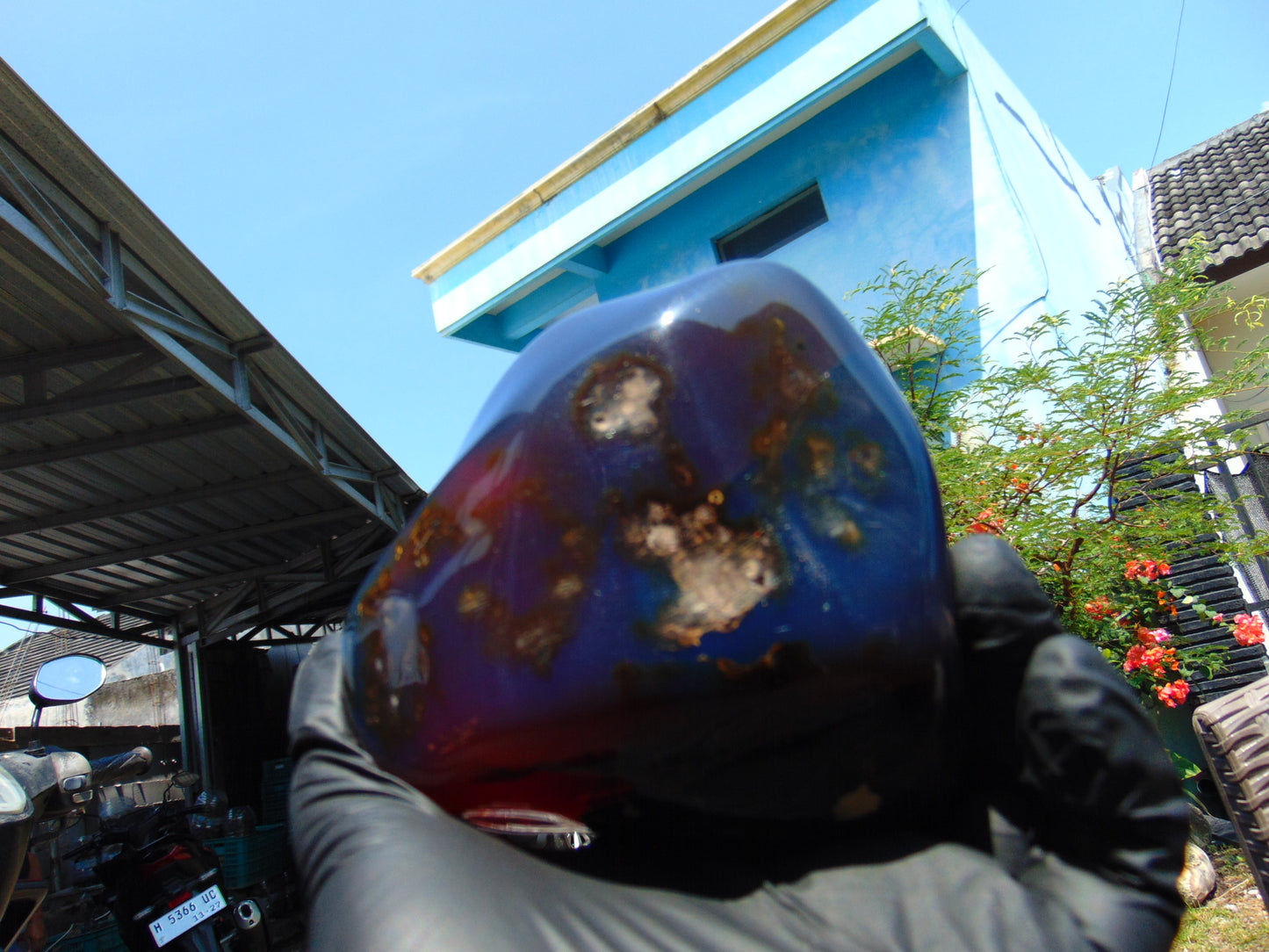 423 gram Full polished Indonesian Blue Amber for Healing ML65