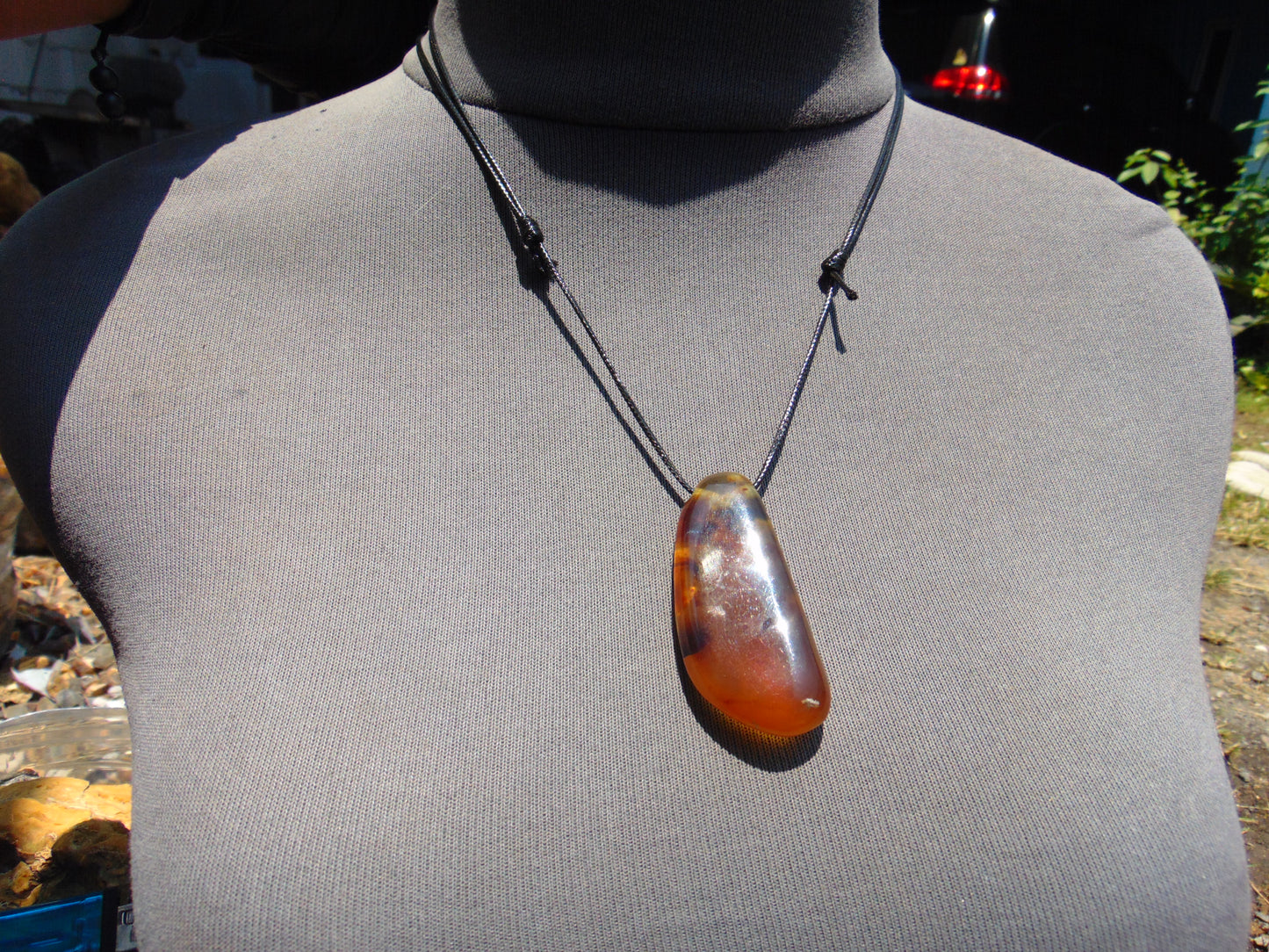 9 gr Pendant Indonesian orange Blue Amber for Healing A87
